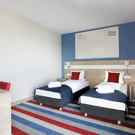Skipper Hotel